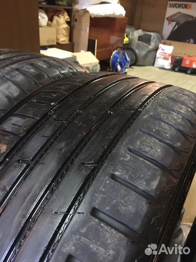 Nokian Tyres Hakka Blue 2 SUV 235/55 R18