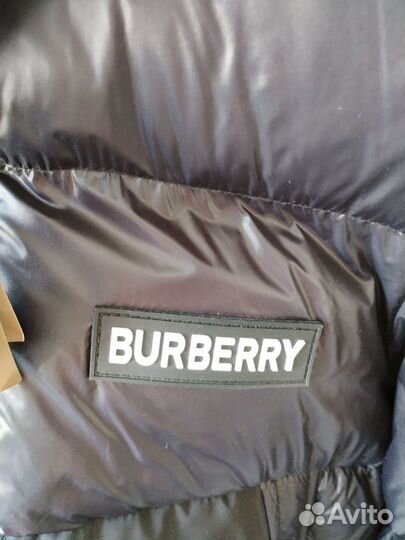 Легкий пуховик Burberry