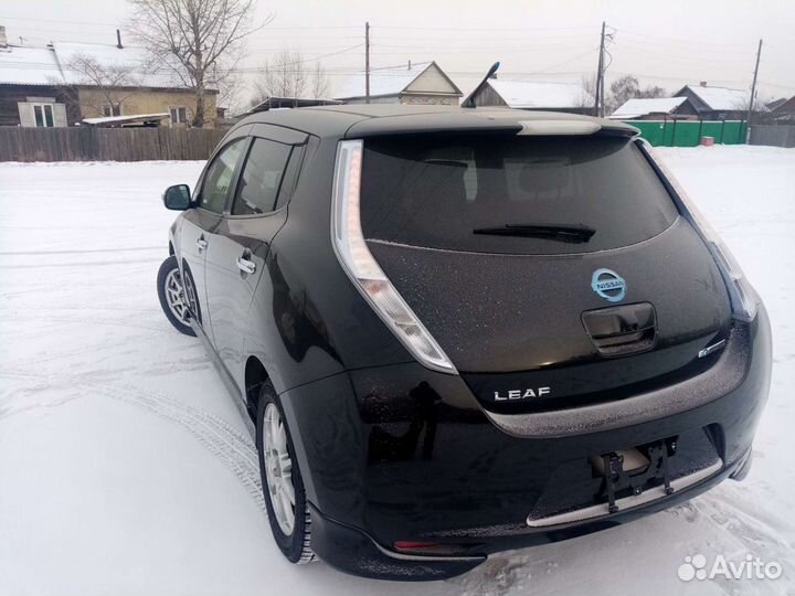 Nissan Leaf AT, 2011, 115 000 км