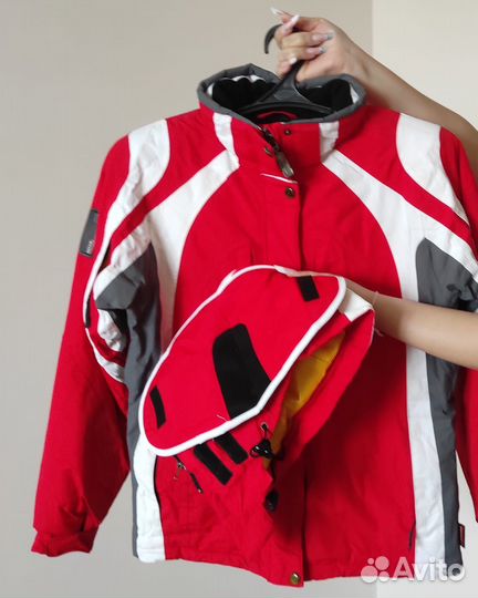 Горнолыжная куртка женская Salomon snowboards