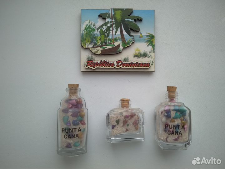 Магниты на холодильник и сувенир из Доминиканы