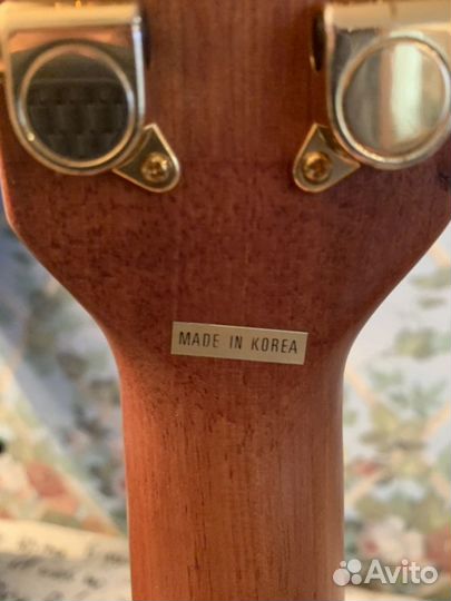 Гитара электроакустическая