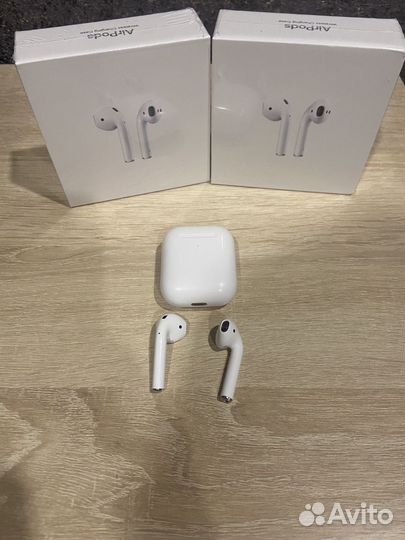 Apple Airpods 2