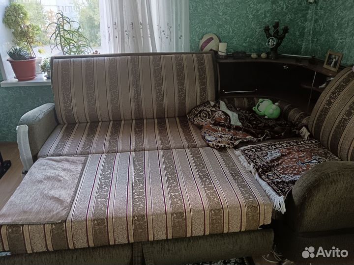 Угловой диван бу