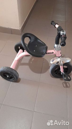 Детский трехколесный велосипед бу