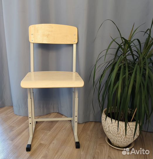 Стул ученический