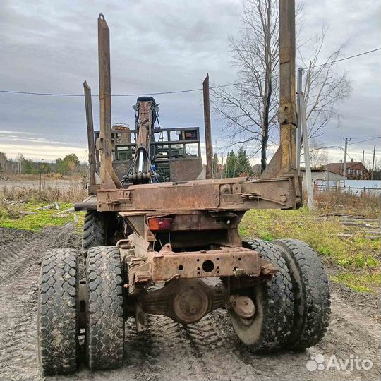 Лесовоз (сортиментовоз) Урал 4320 с КМУ Велмаш-С, 1990