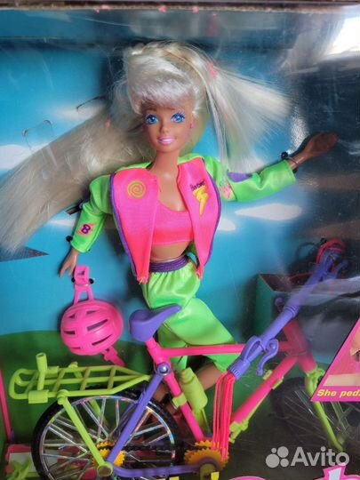 Barbie Bicyclin blonde, Christie