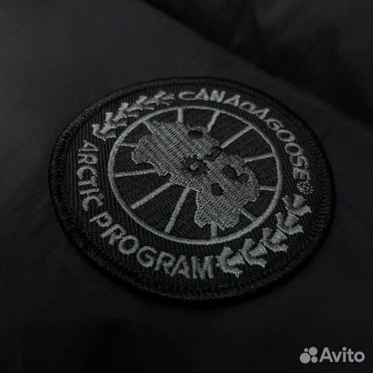 Пуховик зимний мужской canada goose