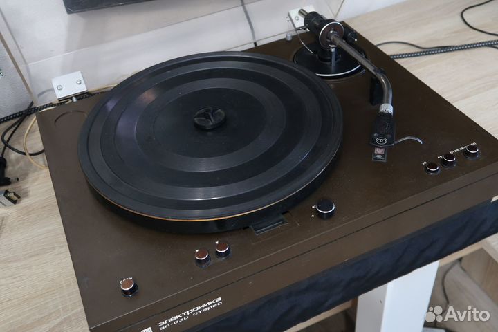 Проигрыватель Электроника эп-030. гзм-043