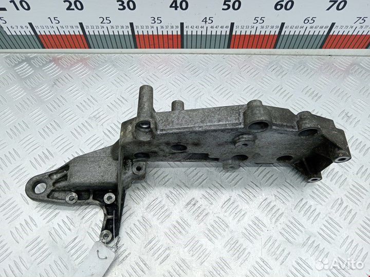 Кронштейн генератора для Volvo S40 V40 1 9497106