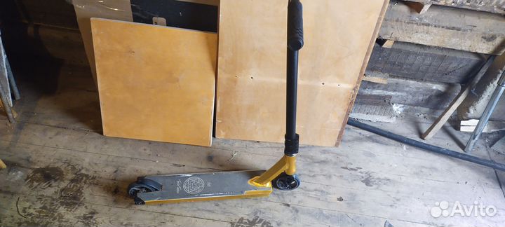 Трюковой самокат