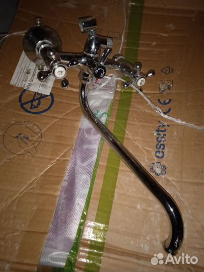 Ручки для межкомнатных дверей и другое