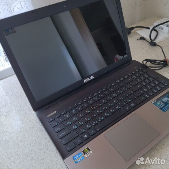 Ноутбук asus