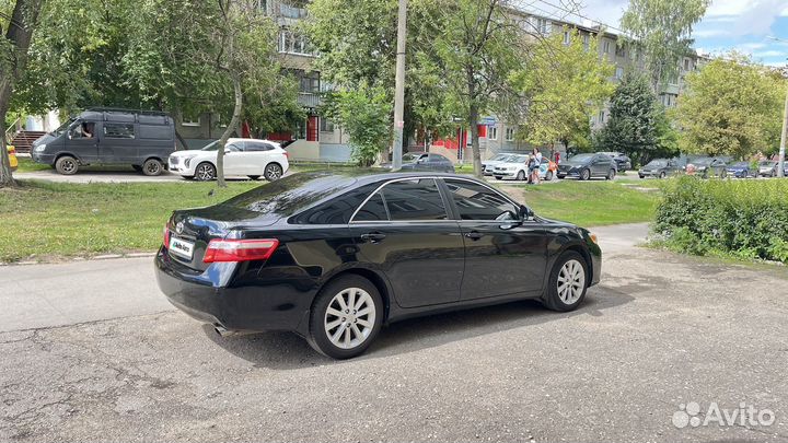 Toyota Camry 2.4 AT, 2011, 370 000 км