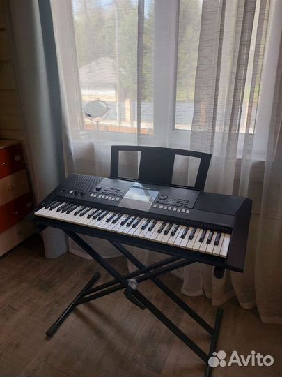 Синтезатор yamaha psr e423