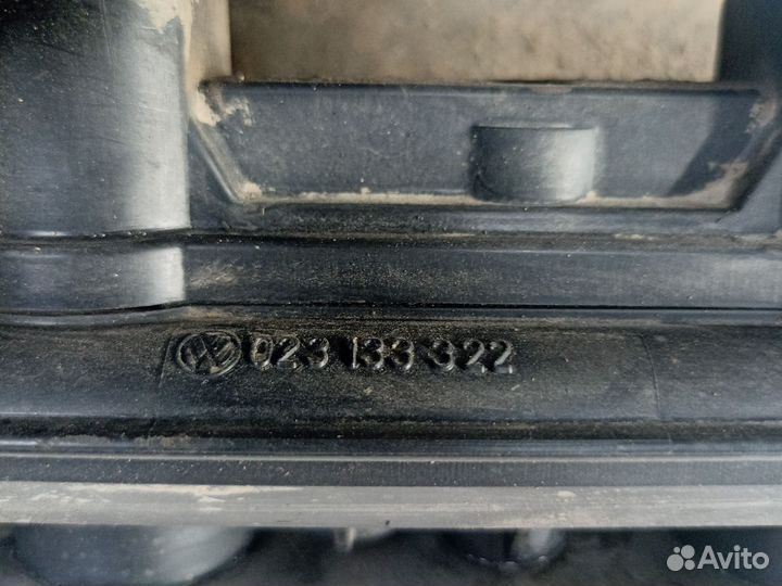 Впускной коллектор В сборе VW Transporter t4 2.5 i