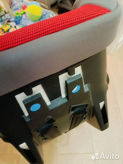 Автомобильная люлька для новорождённого