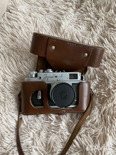 Плёночный фотоаппарат зоркий-4 + объектив юпитер-8