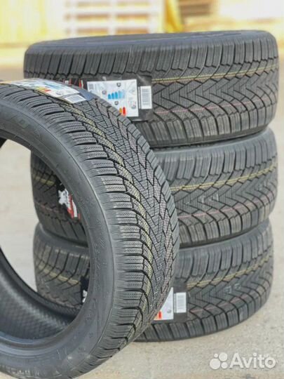 Arivo Winmaster ProX ARW3 215/45 R17 91V