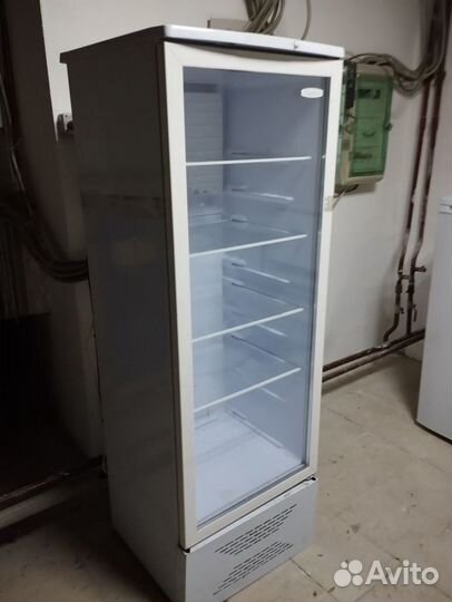 Витринный холодильник Бирюса