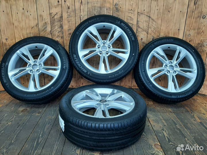 Оригинальные колеса r19 Audi Q3/RSQ3