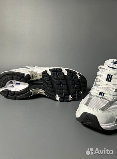 Кроссовки New Balance 530 Люкс