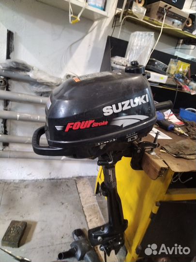 Лодочный мотор Suzuki 2.5