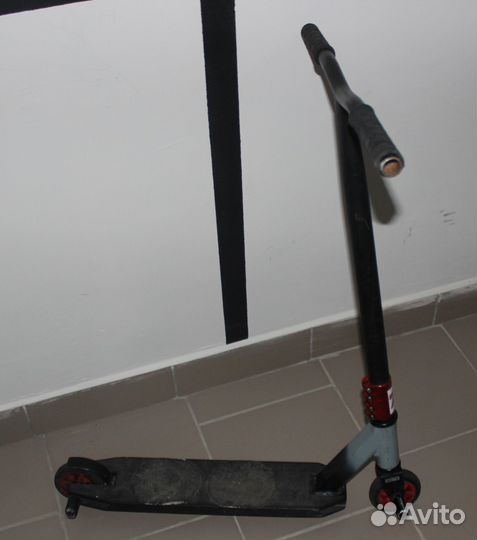 Самокат Mongoose Rise 100 Pro