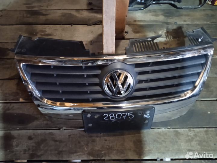 Решетка VolksWagen/ Passat/ 3C2,3С5,B6/ с 03.2005 до 12.2010г./ к.т.№3C0853651A