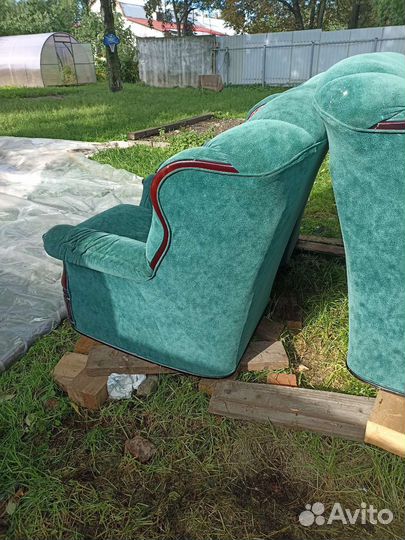 Диван- кровать, кресло- кровать-2шт