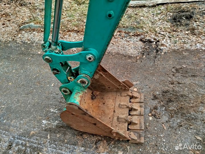 Мини-экскаватор YANMAR B4-6A, 2012