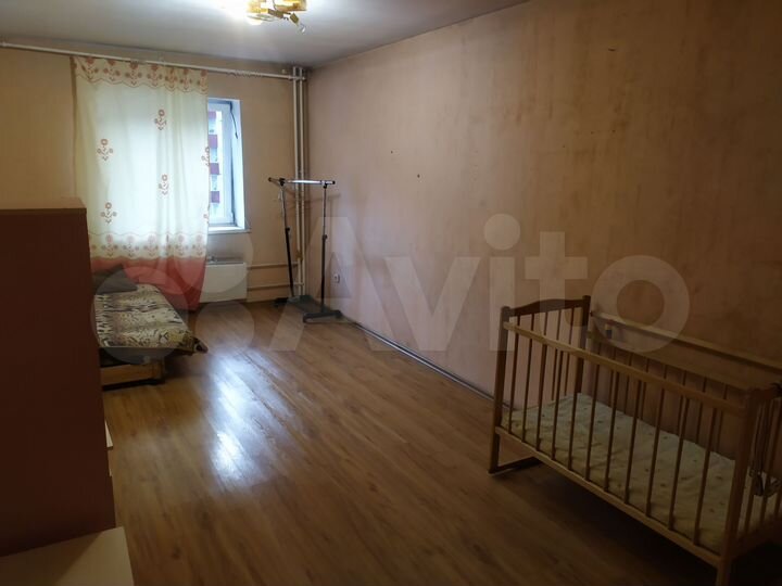 3-к. квартира, 96 м², 4/10 эт.