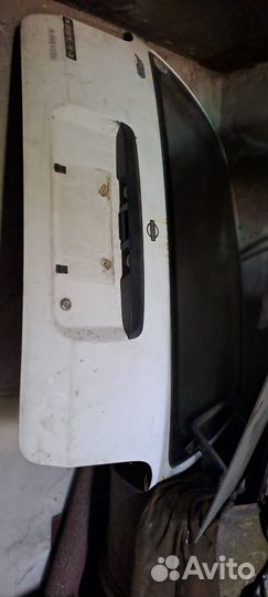 Дверь багажника nissan ad