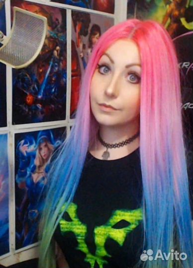 Парики, короны, обручи. Прокат