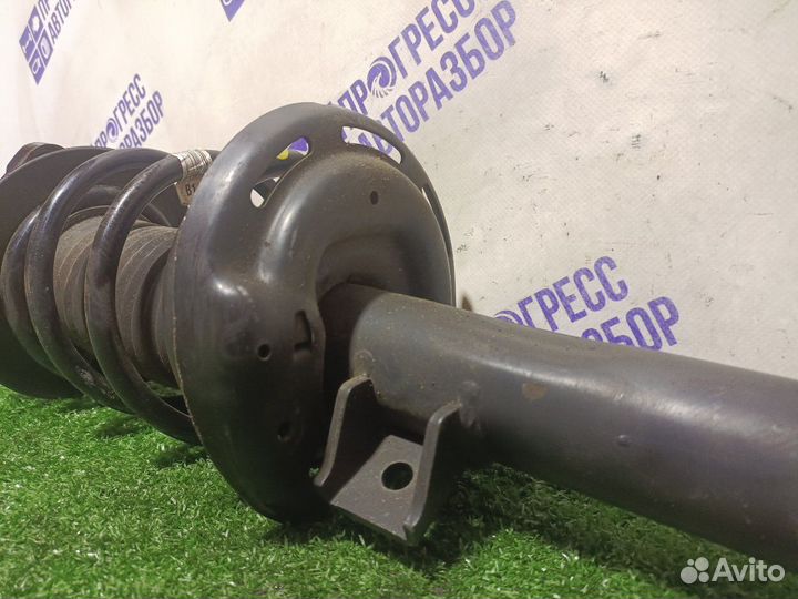 Амортизатор подвески передний левый Mercedes-Benz