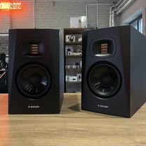 Adam Audio T5V