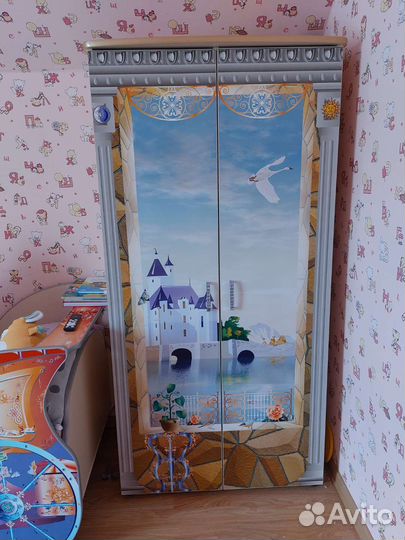 Комплект мебели для детской комнаты