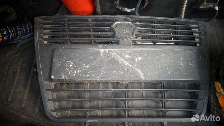 Решетка радиатора на газель