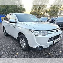 Mitsubishi Outlander 2.0 CVT, 2014, 187 592 км, с пробегом, цена 1 290 000 руб.