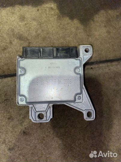 Блок управления SRS на Citroen C5, X7, 08-14 г