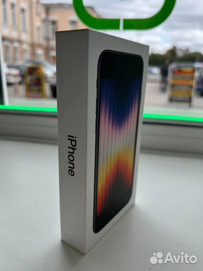 iPhone SE (2022), 128 ГБ