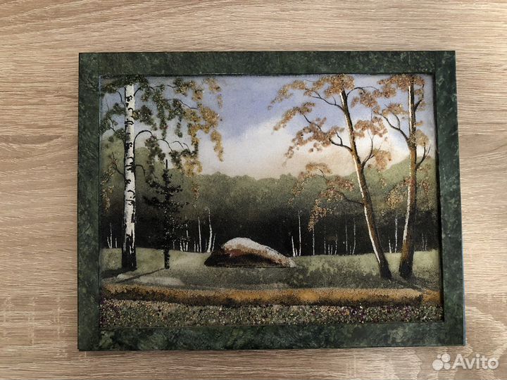 Картина из уральских самоцветов