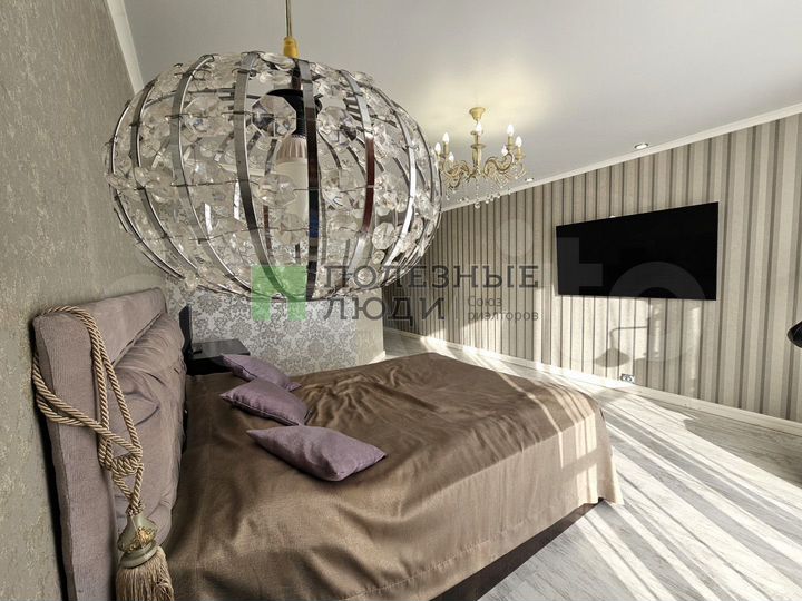 3-к. квартира, 90 м², 7/10 эт.