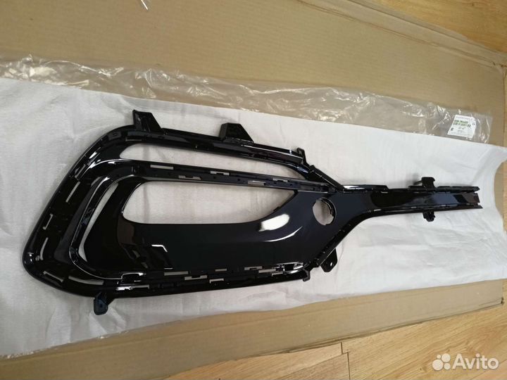 Рамка противотуманной фары птф hyundai santa FE