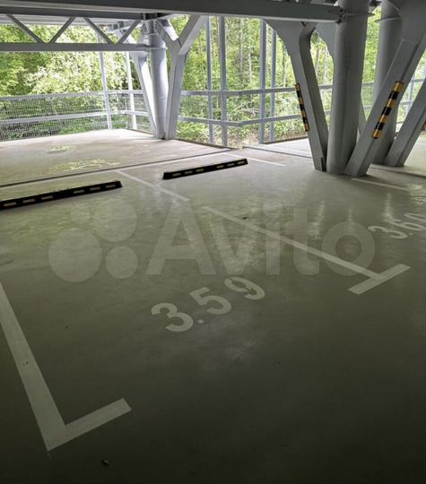 Машиноместо, 15 м²