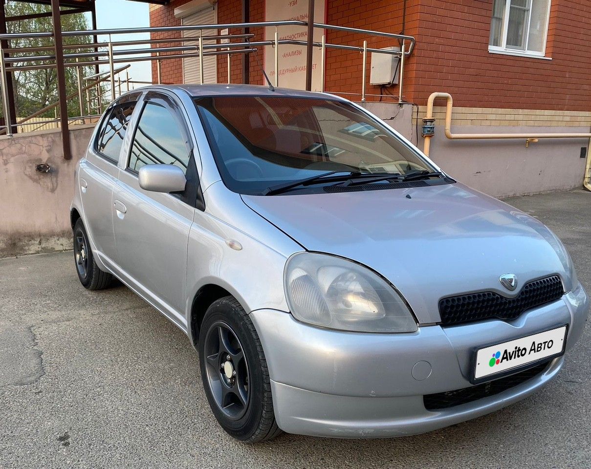 Toyota Vitz: фото владельца