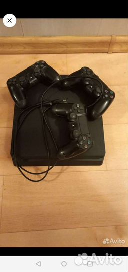 PS4 + 2 джойстика + игры