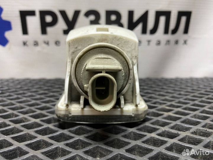 Подсветка двери Renault T 7482266219