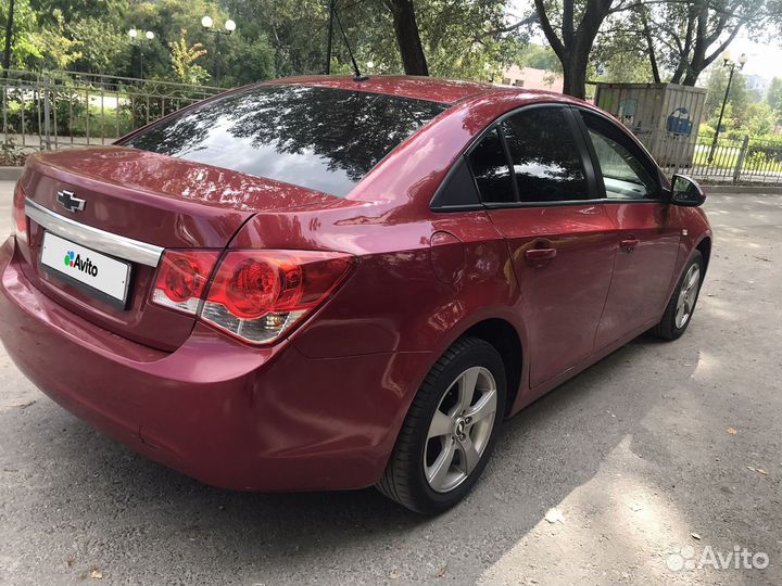Chevrolet Cruze, 2010